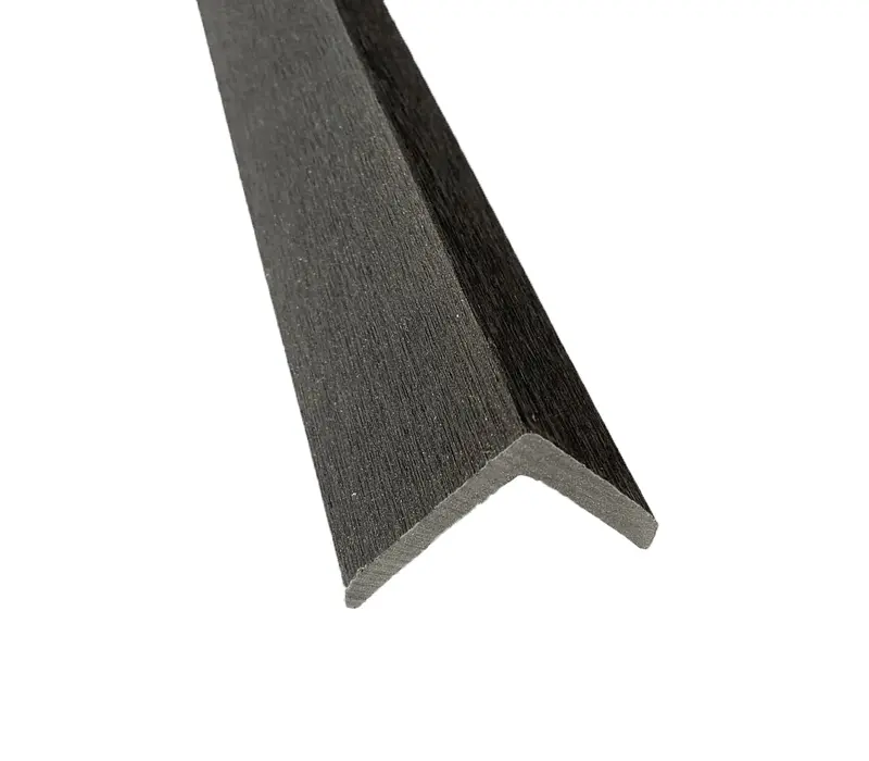 Castle Composites Castlewood Forest L-Trim – Ancient Black (3600 × 50 × 50 Mm) 1