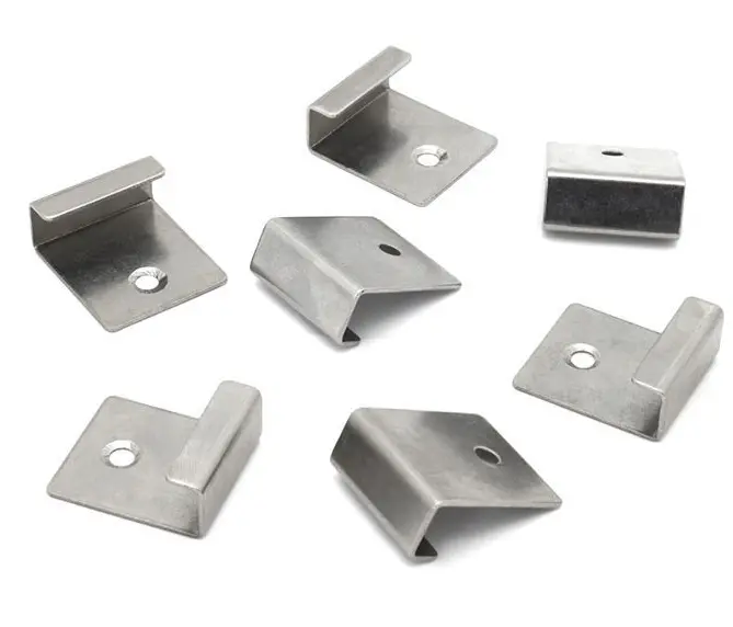 Cladco Stainless Steel Aluminium Decking Starter Clips – Pack Of 50 1