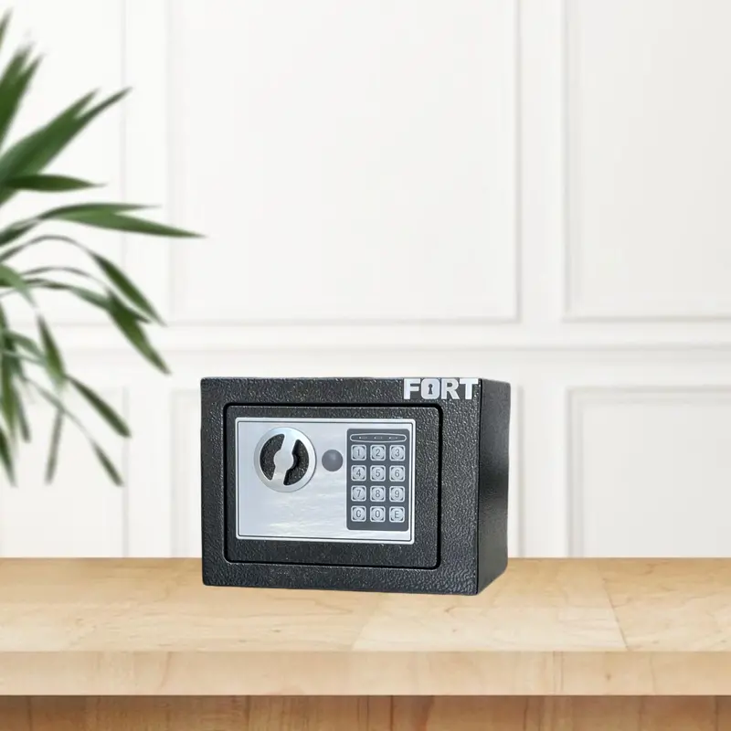 E17 Compact Maintenance-Free Battery – 2.6 Kg 1