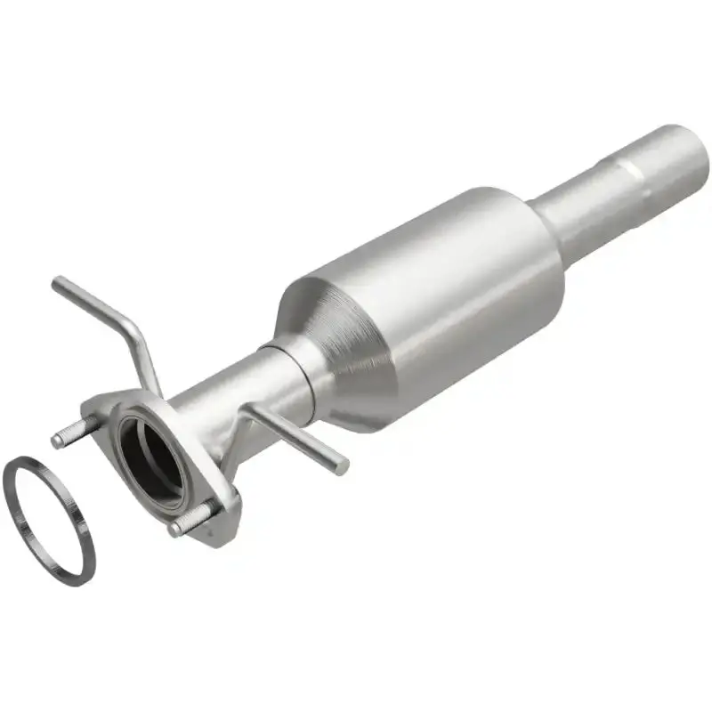Magnaflow California-Compliant Direct-Fit Catalytic Converter – For 2005–2006 Ford Focus 2.0L Engine 1