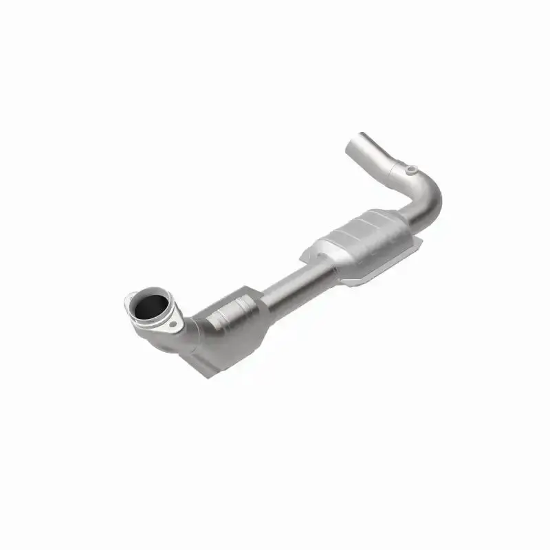 Magnaflow Conv Df Driver-Side Catalytic Converter – Fits 2000–2004 Ford E150 4.6L V8 1