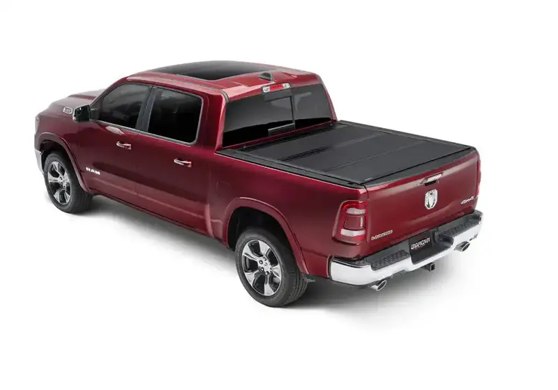 Undercover Armor Flex Tonneau Cover – Soft-Touch Retractable Design For 2019–2024 Ram 1500 (5'7" Bed, No Rambox) 1